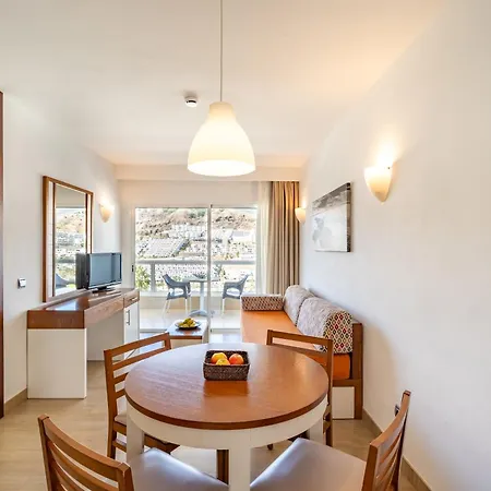 Altair Apartment *